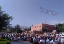 مسيرة الاساتذة المتضررين من الحركة الانتقالية