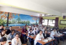 1542232607 111418. استاذة بمكناس تبدع في تزيين قاعتها الدراسية