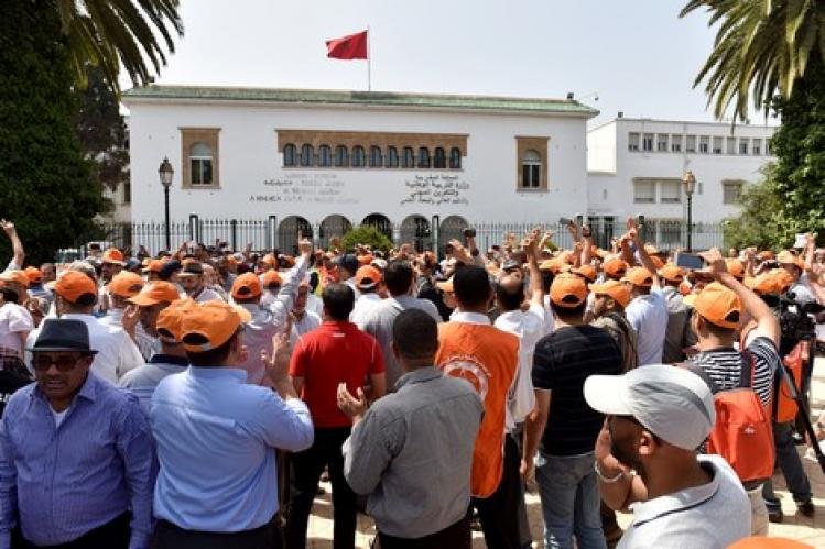 3 نقابات تعليمية تصعّد بحثا عن تلبية المطالب