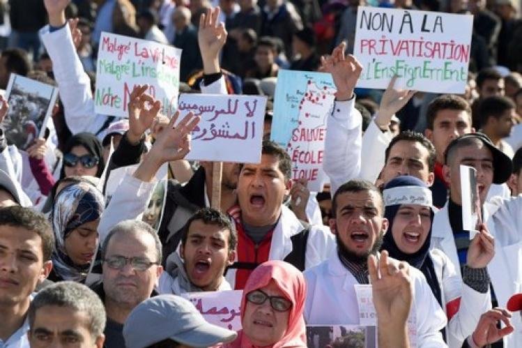 الانتقالية تخلّف موجة quotإحباط ويأسquot في صفوف الأساتذة