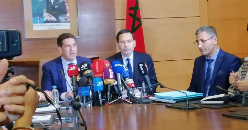 وزير التربية امزازي يوضح اسباب توقيف أجور الاساتذة ويؤكد ان التوظيف بالأكاديميات خيار إستراتيجي 1 أمزازي : التوظيف بالأكاديميات خيار إستراتيجي و هذه اسباب توقيف الأجور