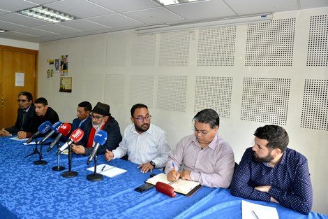 1556486951 919 quotالأساتذة المتعاقدونquot يُحذرون الحكومة من التلاعب بعد تعليق الإضراب