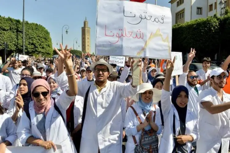 طلبة الطّب يواصلون المقاطعة ويتجاهلون "الامتحانات الاستدراكية" 2 طلبة الطّب يواصلون المقاطعة ويتجاهلون quotالامتحانات الاستدراكيةquot