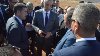 1572472268 وزير التربية الوطنية وعامل إقليم الحسيمة يتفقدان الوعاء العقاري لمشروع جامعة الحسيمة