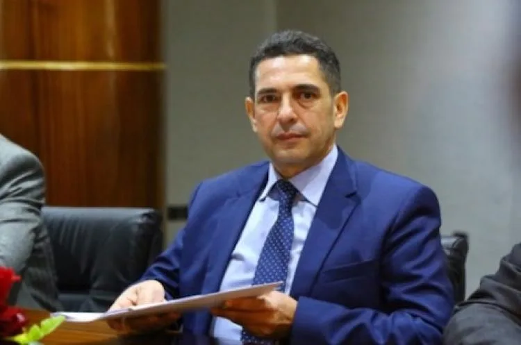 "ضحايا تعسف الإدارة" يحتجون على وزير التربية 1 quotضحايا تعسف الإدارةquot يحتجون على وزير التربية
